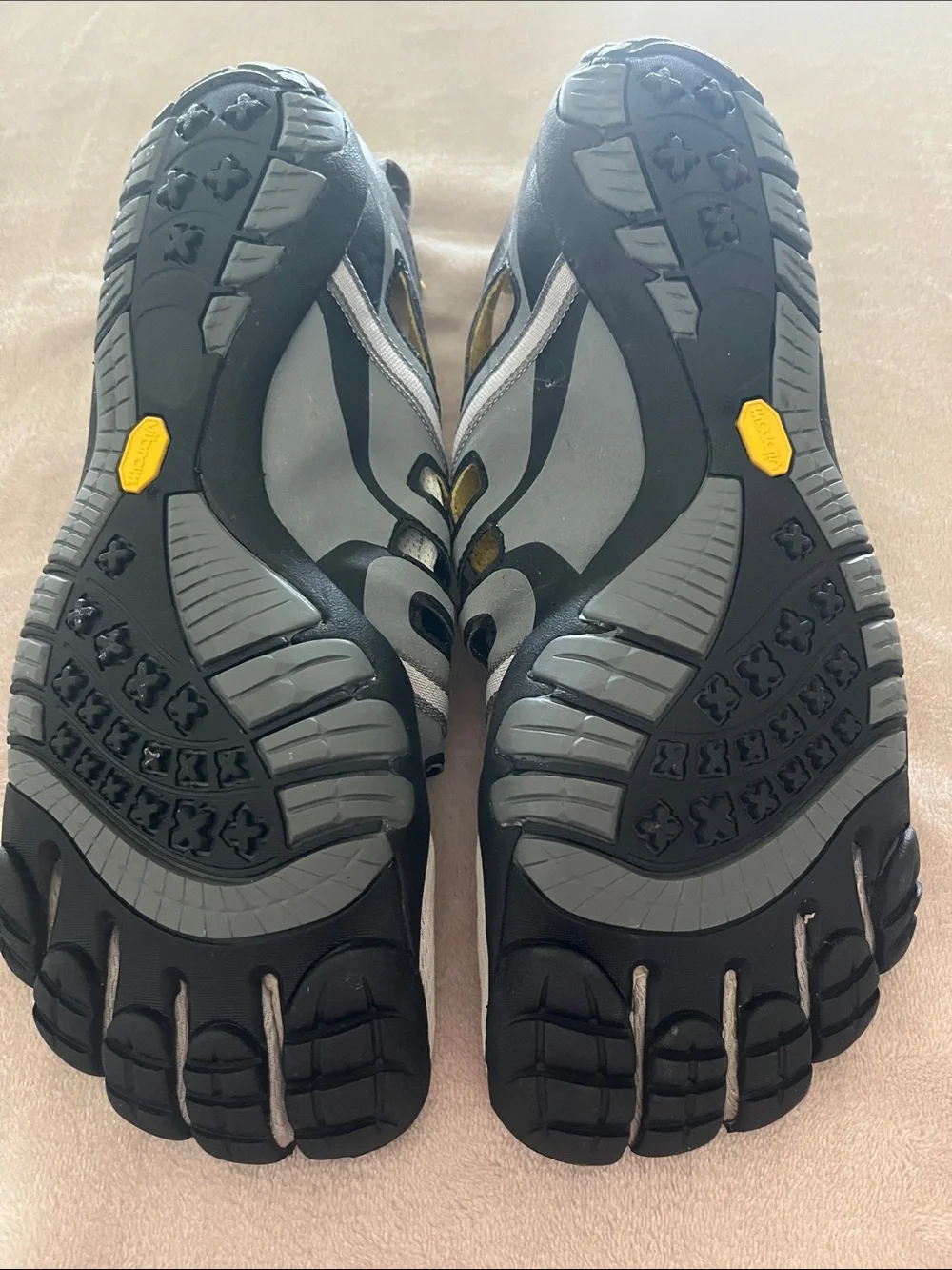 Vibram FiveFingers TrekSport Sandal Men’s Barefoot Hiking Trail 11.5-12 (EU 45)